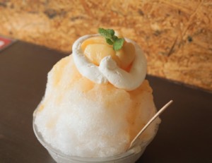 カフェフルーツトピア　桃のかき氷