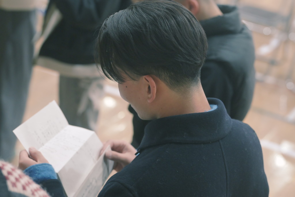 笠岡市立小学校 平成20年度卒業生 タイムカプセルの開封式