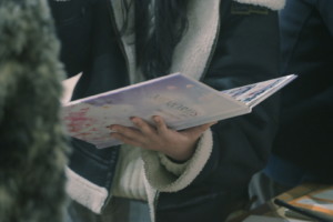 笠岡市立小学校 平成20年度卒業生 タイムカプセルの開封式